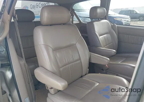 2000 Toyota Sienna Xle z USA, uszkodzony, nr VIN 4T3ZF13CXYU245588